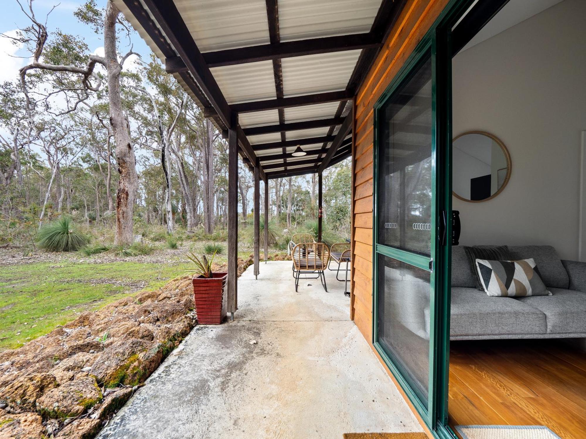 Island Brook Estate Vineyard And Chalets Yelverton Bagian luar foto