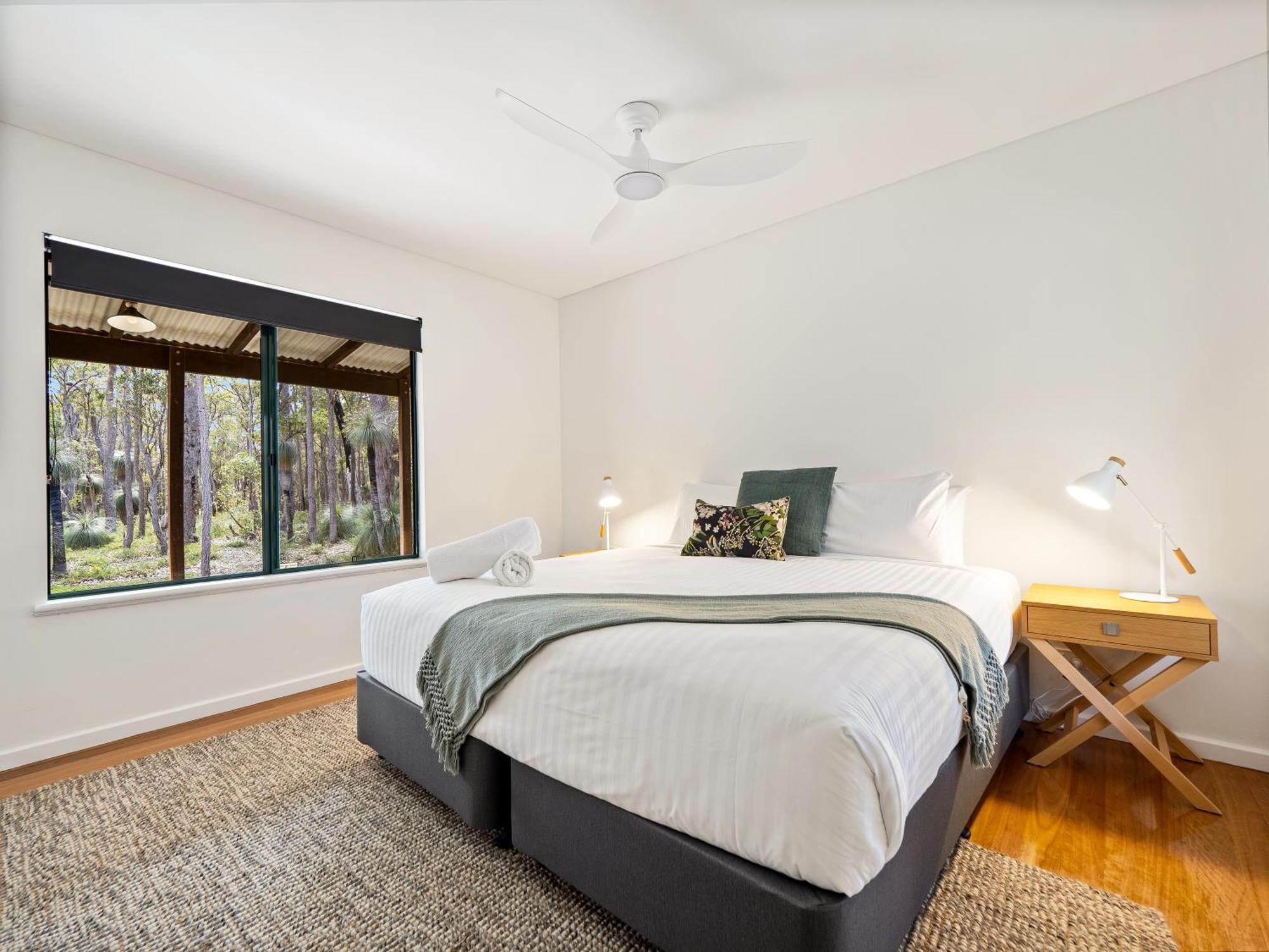 Island Brook Estate Vineyard And Chalets Yelverton Bagian luar foto
