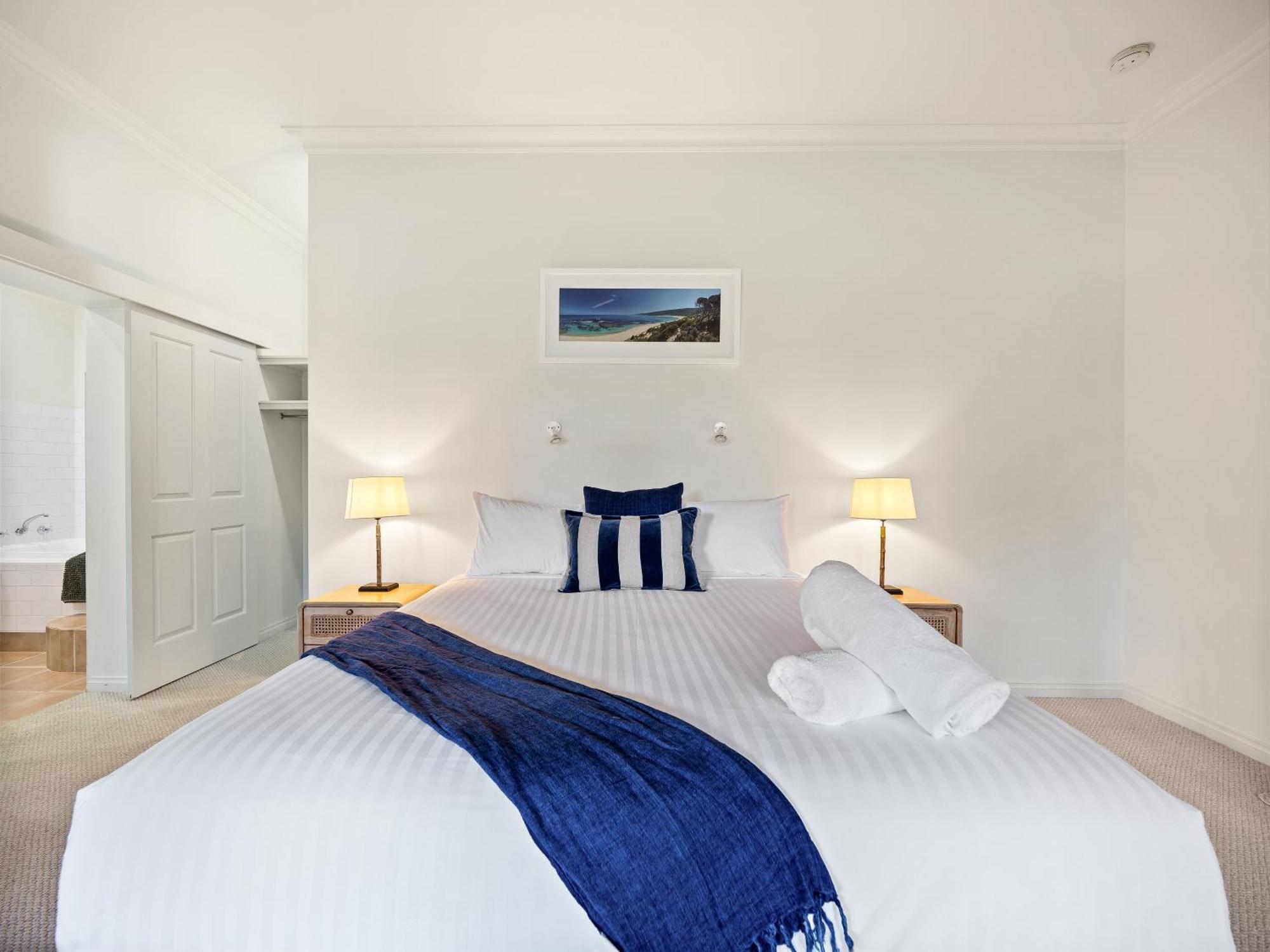Island Brook Estate Vineyard And Chalets Yelverton Bagian luar foto