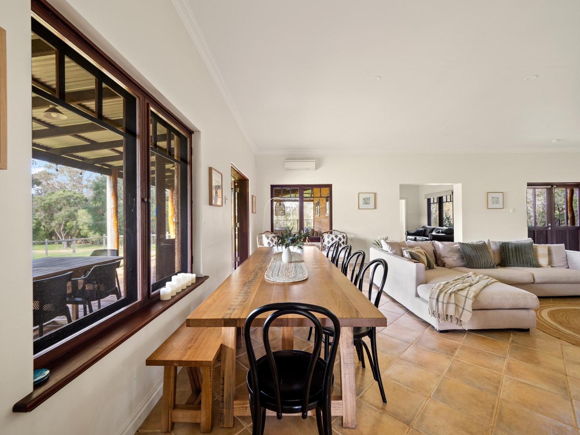 Island Brook Estate Vineyard And Chalets Yelverton Bagian luar foto